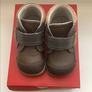 Baby/Toddler Boys Walker ShoesSawyer II Brown Sz 7